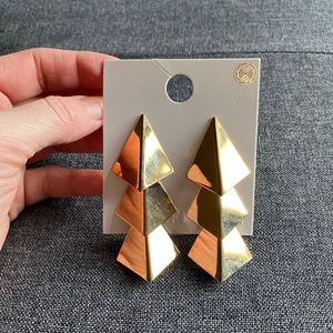 Forever 21 gold arrow earrings